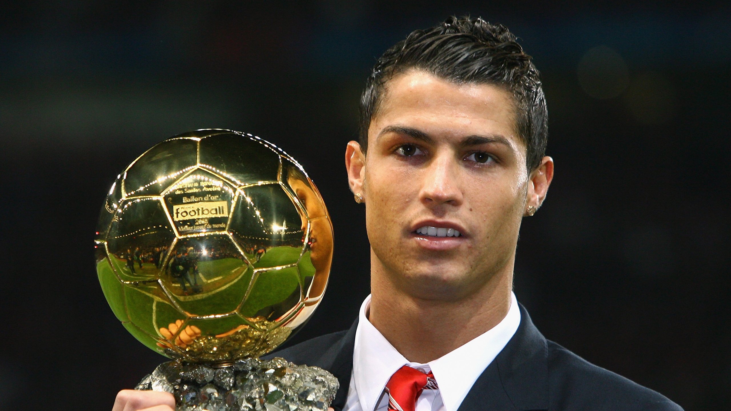 中国足球国家队逐步建立多层次替补人才库，中国足球人才选拔